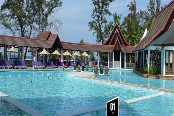 哈沃康体游泳馆